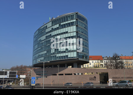 Buerohaus bin Halensee Kronprinzendamm, Charlottenburg, Berlin, Deutschland / Bürohaus Stockfoto