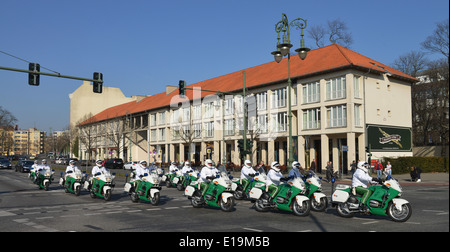 Motorradstaffel, Luisenplatz, Charlottenburg, Berlin, Deutschland Stockfoto