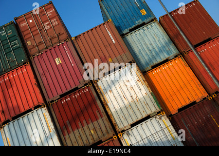 Sunda Kelapa, der geschäftigen Schoner aus Holz von Jakarta. Stockfoto