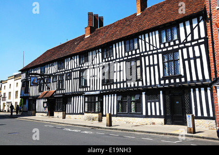 Legacy Falcon Hotel entlang Chapel Street, Stratford-Upon-Avon, Warwickshire, England, Vereinigtes Königreich, West-Europa. Stockfoto