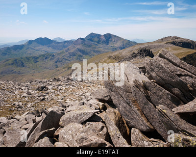 Der Snowdon Horseshoe angesehen vom Gipfel des Glyder Fach. Glyder Fawr im Hinblick auf der rechten Seite. In Snowdonia Glyderau Bergen Stockfoto