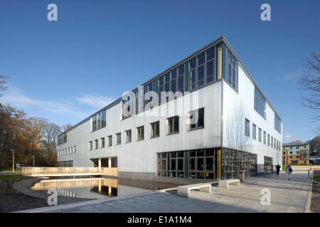 Lancaster Institute for Contemporary Arts, Lancaster, United Kingdom. Architekt: Sheppard Robson, 2011. Ecke Höhe Stockfoto