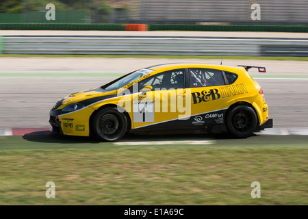 Seat Leon langfristig angetrieben durch MOCCIA Luigi (ITA) und BUSNELLI Giancarlo (ITA), die C.I.Turismo Ausdauer Stockfoto