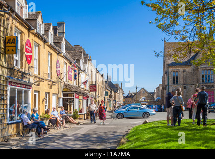 Cotswolds Village of Stow on the Wold Old Stocks Hotel in the Market Square, Stow on the Wold, Cotswolds, Gloucesterstershire, England, Vereinigtes Königreich, GB, Europa Stockfoto