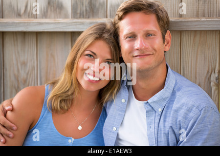 Porträt des jungen Brautpaares Stockfoto