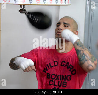 Hollywood, CA, USA. 28. Mai 2014. Puerto Rico Miguel Cotto arbeitet für die Medien an Wild Card Boxing Club Mittwoch. Miguel Cotto bereitet sich auf Verteidigung World Boxing Council (WBC) / The Ring Mittelgewichts-Champion und Argentiniens Sergio Martinez. Der Kampf statt findet Samstag, 7. Juni, im "Mekka des Boxens," Madison Square Garden in New York. Bildnachweis: ZUMA Press, Inc./Alamy Live-Nachrichten Stockfoto