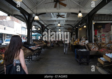 Innerhalb des französischen Marktes French Quarter, New Orleans, Louisiana Stockfoto