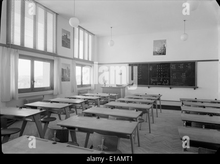 Liceu Francês Charles Le Pierre in Lissabon ist eine renommierte französische Schule. Das von Mário Novais aufgezeichnete Bild zeigt den kulturellen Einfluss der Institution in Frankreich und ihre Rolle bei der Bereitstellung einer qualitativ hochwertigen Bildung in Portugal. Stockfoto
