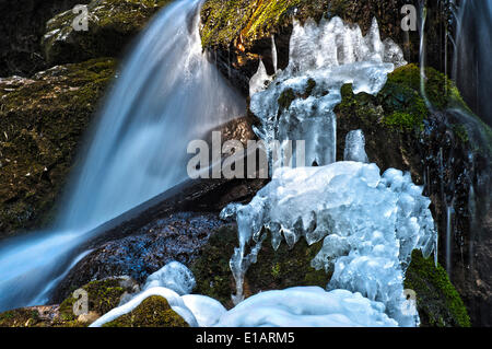 Myra Fälle mit Eis im Winter in Muggendorf, Niederösterreich, Österreich Stockfoto