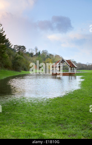 Der Musikpavillon oder Outdoor-Aktivitäten Gebäude in Ross-On-Wye, Herefordshire. Stockfoto