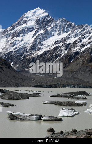 Hooker See und Mount Cook, Mount Cook Nationalpark, Region Canterbury, Südinsel, Neuseeland, Südpazifik Stockfoto