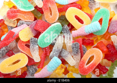 Kinder Gummibärchen Bonbons oder Süßspeisen in Multi Farben und einer Vielzahl von Formen. Stockfoto