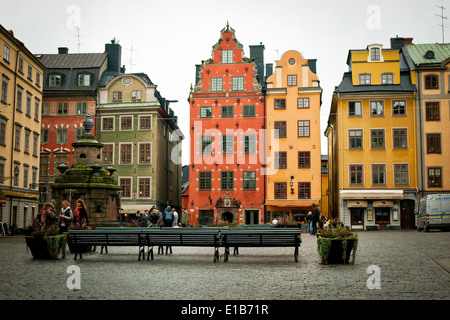 Ein Blick auf Stortorget (das große Quadrat), einem öffentlichen Platz in Gamla Stan, die Altstadt mitten in Stockholm, Schweden. Stockfoto