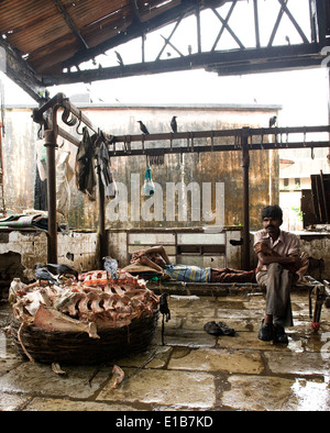 "Hand Made" Hackfleisch. Szenen an das Fleisch Markt eine enorme Metzgerei, Crawford Mkt, Süd-Mumbai Stockfoto