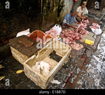 "Hand Made" Hackfleisch. Szenen an das Fleisch Markt eine enorme Metzgerei, Crawford Mkt, Süd-Mumbai Stockfoto