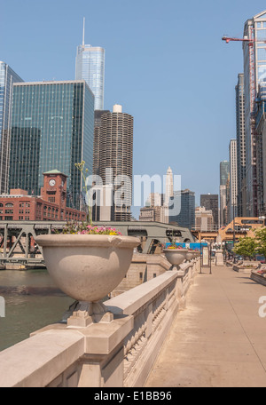 Downtown Chicago moderne Architektur und Lebensstil Stockfoto