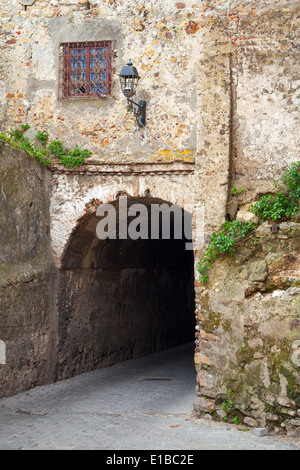 Alte steinerne Festung Tor in Medina. Tanger, Marokko Stockfoto