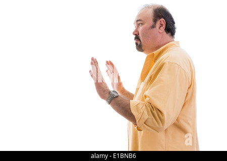 Stern bestimmt Mann mittleren Alters stoppen Verfahren hält seine Hände in einer Geste, Stop, Seitenansicht mit Textfreiraum Stockfoto