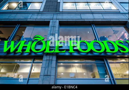 New York, NY - Whole Foods Supermarkt in Union Square © Stacy Walsh Rosenstock/Alamy Stockfoto