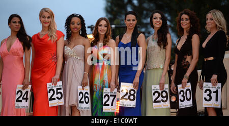 Rust, Deutschland. 29. Mai 2014. Teilnehmer bei der Miss World Cup 2014 Festzug im Europa Park in Rust, Deutschland, 29. Mai 2014. Foto: Patrick Seeger/Dpa/Alamy Live News Stockfoto