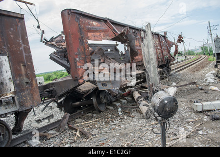 Bahnübergang an der Grenze von Slowjansk - frontline Position des pro-russischen Separatisten in der Ukraine 2014 in Konflikt Stockfoto