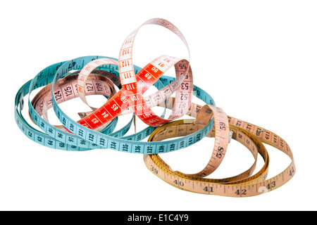 drei Maßbänder in Zoll und Zentimeter markiert Stockfoto