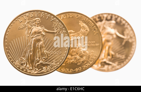 Drei Gold Eagle eine Feinunze Gold-Münzen vom US-Finanzministerium Mint, USA Stockfoto