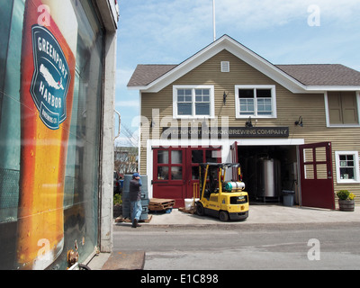 Greenport Hafen Brewing Company, Greenport, New York, USA, 13. Mai 2014 © Katharine Andriotis Stockfoto