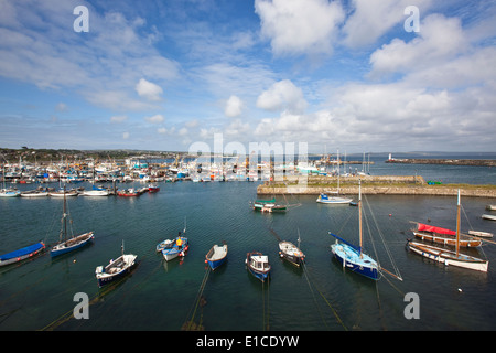 Newlyn Harbour Angelboote/Fischerboote, in der Nähe von Penzance Cornwall UK Stockfoto