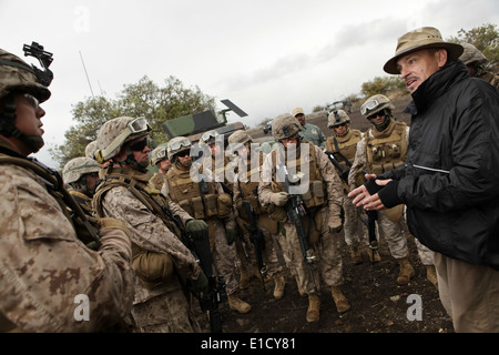 Greg Sedia, Dozent an der Marine Corps-Ingenieur-Schule erklärt die Bedeutung der Situationsbewusstsein, US-Marines Stockfoto