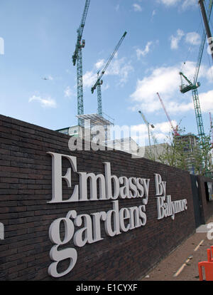 Bau der Botschaft Gärten Wohnanlage neben dem Gelände des neuen US-Botschaft in Nine Elms, Süd-London Stockfoto