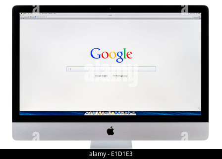 Neue Apple iMac mit Google-Suche-Web-Seite auf einem Bildschirm. Stockfoto