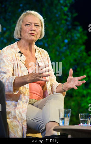 Kate Adie sprechen über das Leben der Frauen im ersten Weltkrieg bei Hay Festival 2014 © Jeff Morgan Stockfoto