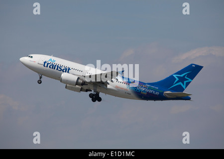 Air Transat, Canadian Airlines Airbus A310-300 ausziehen Stockfoto