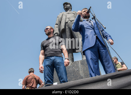 selbst ernannter Vorsitzender des Obersten Sowjet von Donezk Volksrepublik Republik Denis Pushilin während der Kundgebung am 18. Mai 2014, Donezk Stockfoto