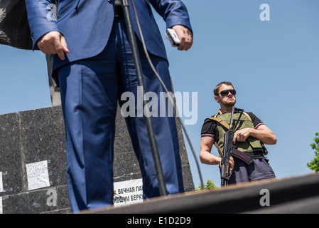 selbst ernannter Vorsitzender des Obersten Sowjet von Donezk Volksrepublik Republik Denis Pushilin während der Kundgebung am 18. Mai 2014, Donezk Stockfoto