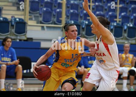 Sopot, Polen. 31. Mai 2014. Sopot, Polen 31. Mai 2014 Polen Gesichter Schweden im freundlichen Frau Basketball Spiel in 100-Lecia Sporthalle in Sopot.Anna Barthold (12) in Aktion während des Spiels © Michal Fludra/NurPhoto/ZUMAPRESS.com/Alamy Live-Nachrichten Stockfoto