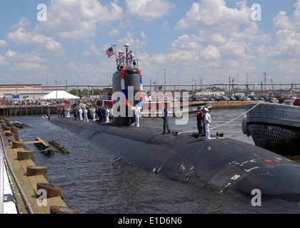 Der Los-Angeles-Klasse Angriff u-Boot USS Scranton (SSN-756) zieht Expeditionary Naval Station Norfolk, Virginia, 20. August 2009, als frie Stockfoto