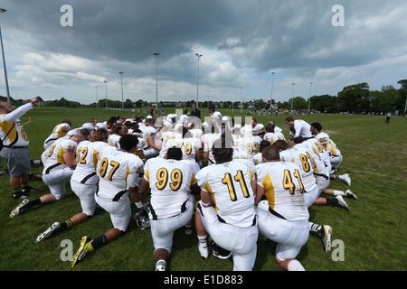 Centre College, bekannt als beten Colonels, Spieler bereiten Sie sich vor eine Herausforderung-match gegen irische Seite die Dublin-Rebellen Stockfoto