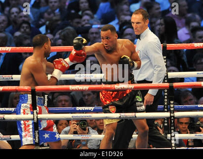 London, UK. 31. Mai 2014. James Degale und Brandon Gonzales während ihres Kampfes im Wembley-Stadion. Degale gestoppte Ganzolas in der 4. Runde Credit: Action Plus Sport/Alamy Live News Stockfoto