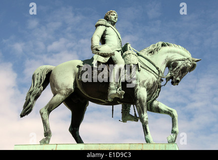 Bronze Reiter Statue von König Karl Johan von Norwegen vor dem norwegischen Königspalast in Oslo Stockfoto