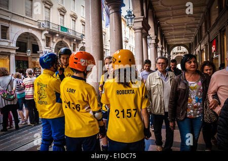 Turin, Italien. 31. Mai 2014. Die Veranstaltung "geht der Sport auf dem Platz in Turin". Turin wurde gewählt, als die Kulturhauptstadt Sport 2015 - Skating Freistil in Via Roma Credit: wirklich Easy Star/Alamy Live News Stockfoto