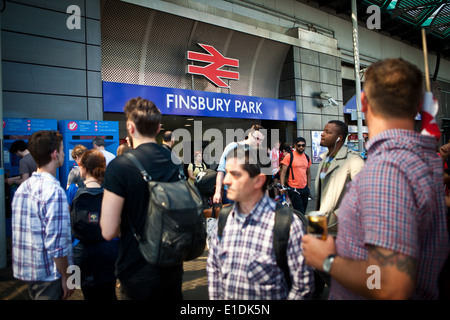 Eingang zum Bahnhof Finsbury Park Stockfoto