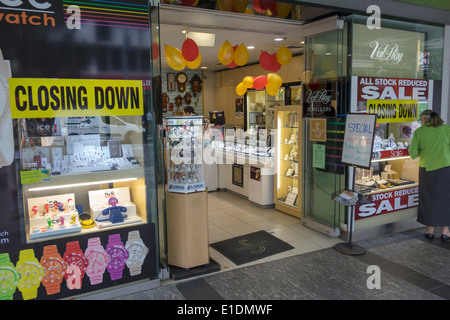 Brisbane Australien, Brisbane Square, George Street, Val-Ray Juweliere, Juwelier, Schmuck, Vorderseite, Eingang, Schild, Schließung, Verkauf schließen, Schaufenster Verkauf Stockfoto