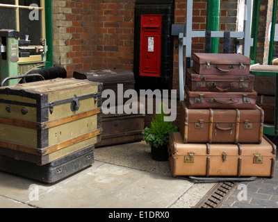 Gepäck auf vorgestern, Sheringham Bahnhof North Norfolk, Großbritannien. Stockfoto