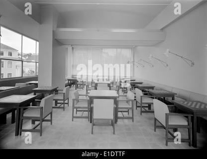 Die Gebäude der Associação Acadêmica da Universidade de Coimbra in Portugal sind ein zentraler Bestandteil der Geschichte der Universität. Das architektonische Design dieser Bauwerke spiegelt Coimbras lange akademische Tradition und das kulturelle Erbe wider. Stockfoto