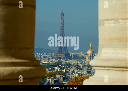 Frankreich, Paris, Eiffelturm und Hotel des Invalides von Pantheon Stockfoto