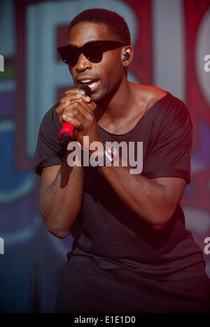 Liverpool, Vereinigtes Königreich. 31. Mai 2014. Tinie Tempah auf das Mädchen großen GIG Liverpool Echo Arena Führung 31. kann 2014 Credit: Brian Jordan/Alamy Live News Stockfoto