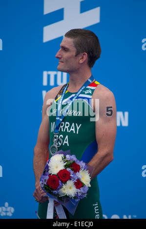 Richard Murray (RSA), zweiter in der Elite Herren Triathlon auf dem Podium beim PruHealth ITU World Triathlon in London Stockfoto