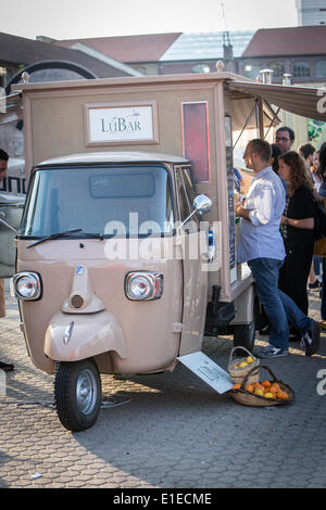 Mailand Italien. 1. Juni 2014. Zum ersten Mal in Italien die STREEAT Europäischen Truck Festival Verpflegung: Rodolfo weitertransferiert/Alamy Live News Stockfoto